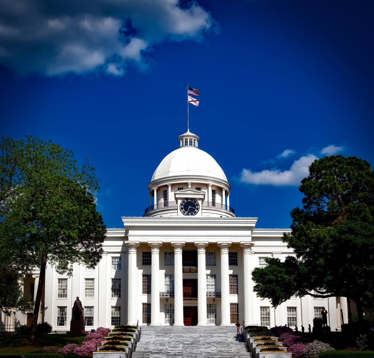 Image of Alabama Capitol Building in Montgomery